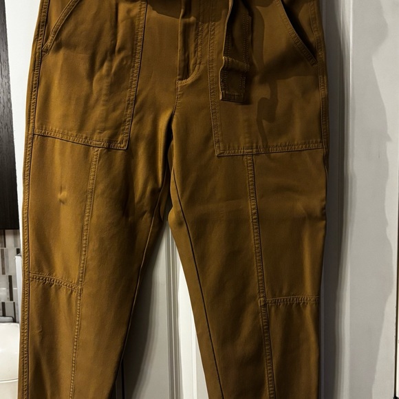 Banana Republic Women's Khaki Belted Utility Trousers - Picture 4 of 6
